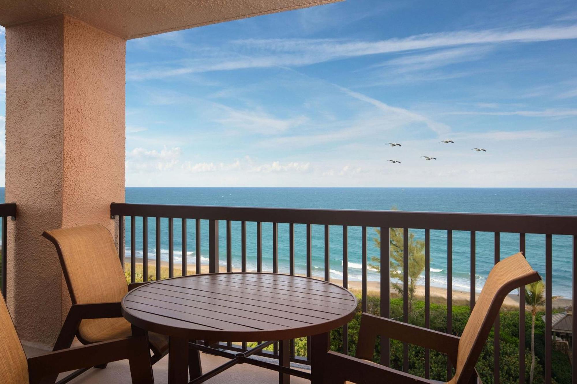 Vistana Beach Club Jensen Beach Exterior photo