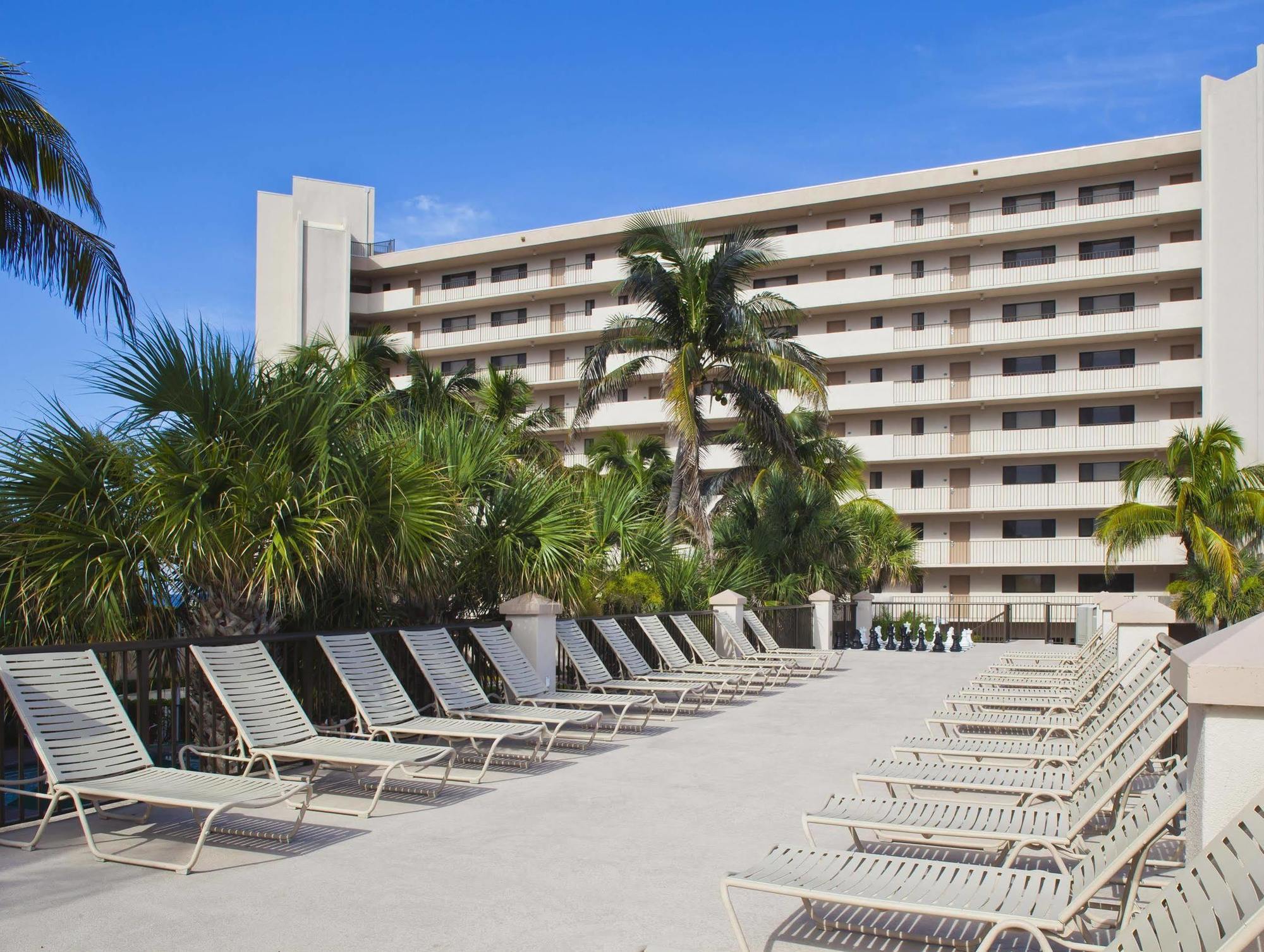 Vistana Beach Club Jensen Beach Exterior photo